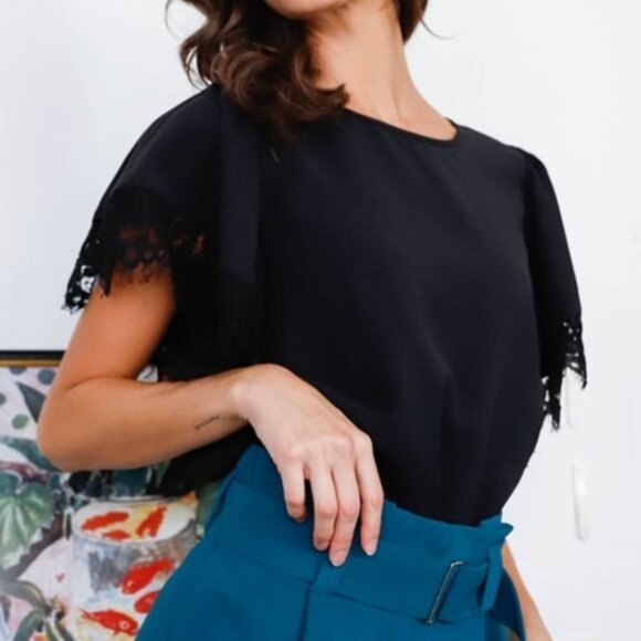 modern Black Lace Trim Detail Flowy Short Puff Sle - Picture 4 of 4